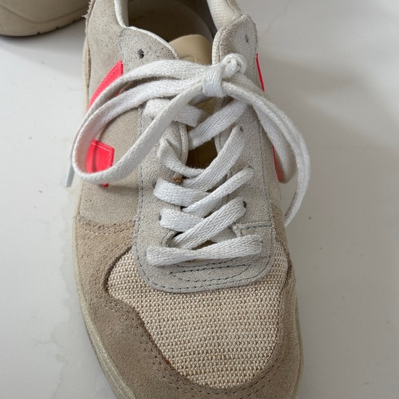 Veja V-10 Suede Sneakers. Beige with Neon Pink Accent. Size 7 - Picture 5 of 11